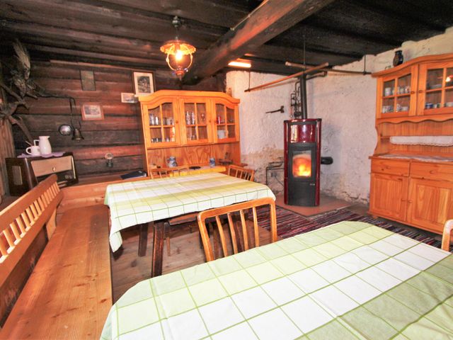 Urige Almhütte in Niederöblarn HIR-STM